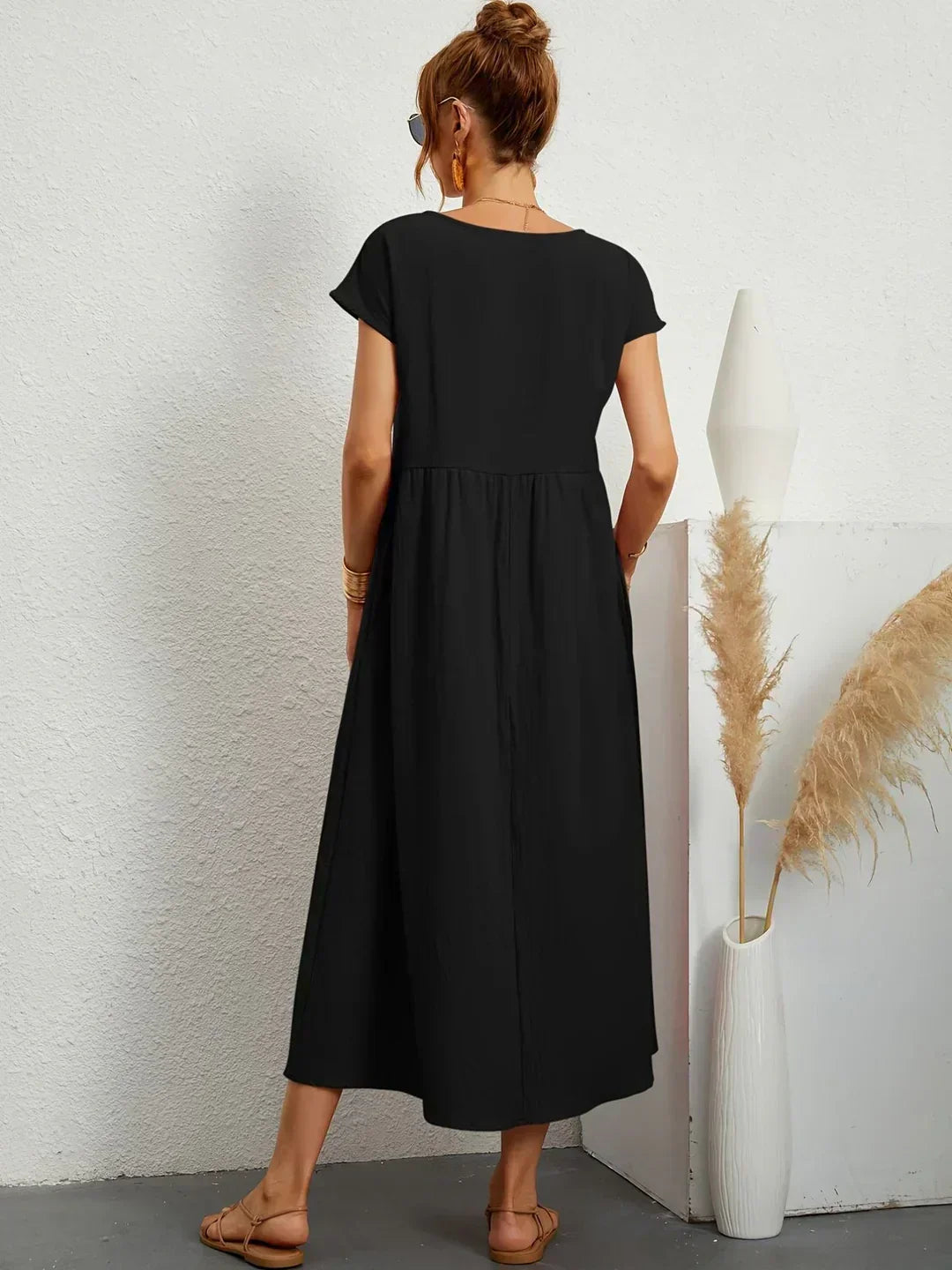Gabrielle | Elegant Flowing Midi Dress